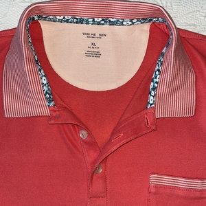 Van Heusen never tuck slim fit. XL slim fit. Coral with blue white accents.